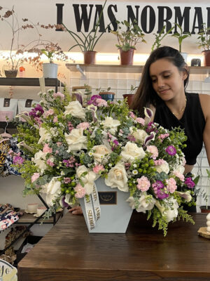 Caja Arqueada de flores Surtidas1